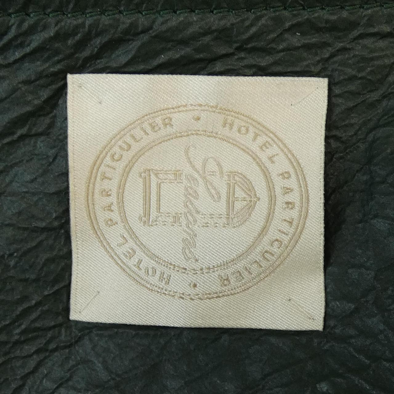 HOTEL PARTICULIER ムートンベスト