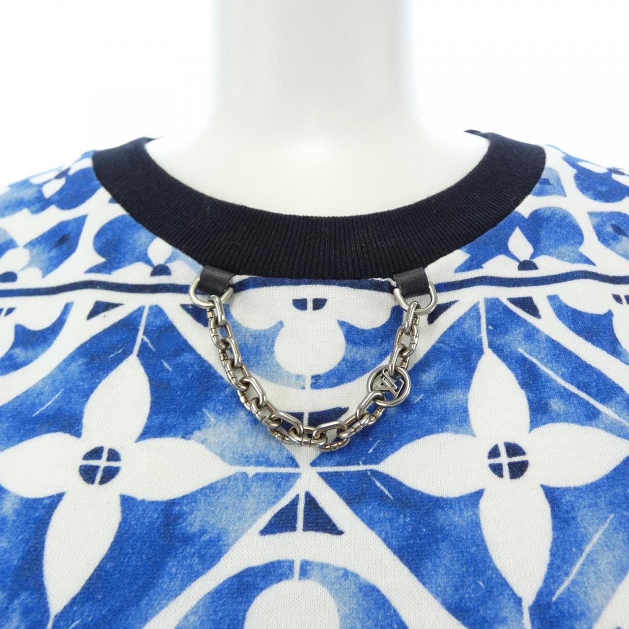 ルイヴィトン LOUIS VUITTON FPTS25EEV Tシャツ