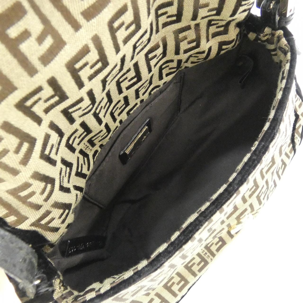 フェンディ ミニ マンマ 8BR180 VHQ ショルダーバッグ