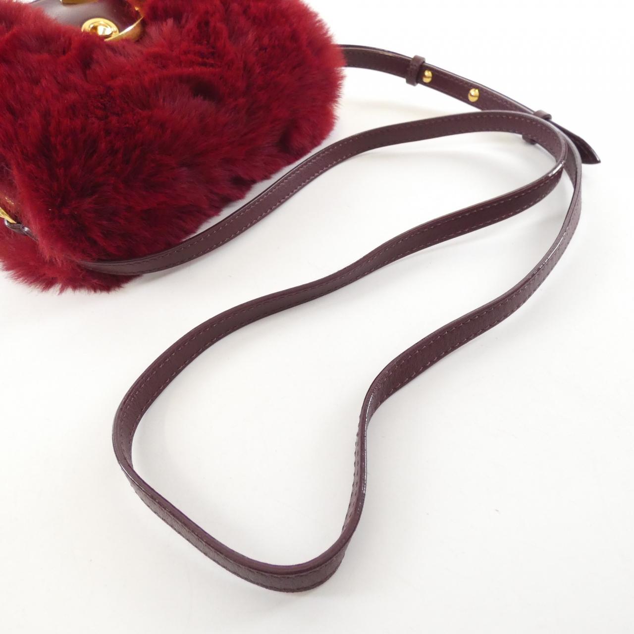 ジミーチュウ バッグ