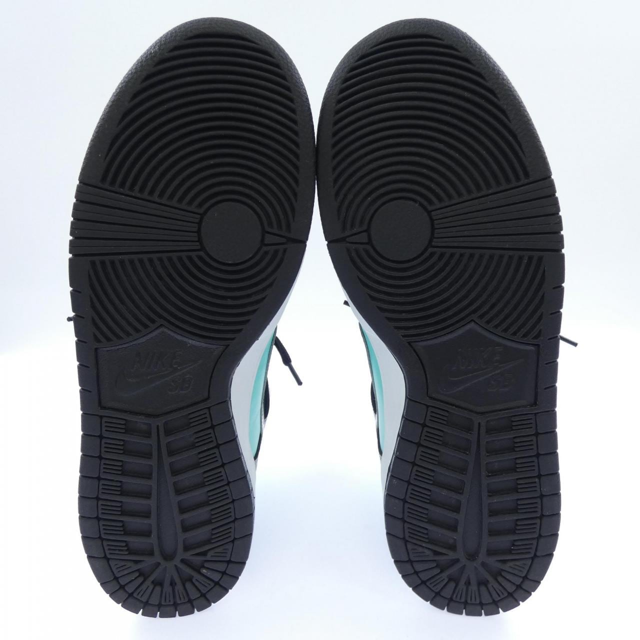 ナイキ NIKE 653599-400 スニーカー