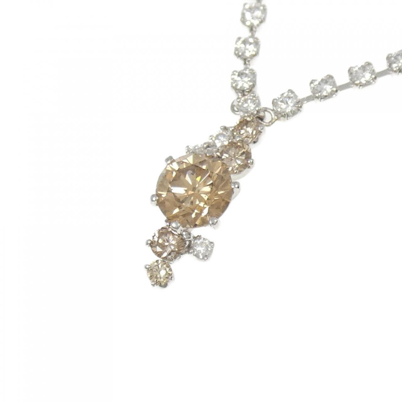 Pola Diamond Necklace 1.02CT