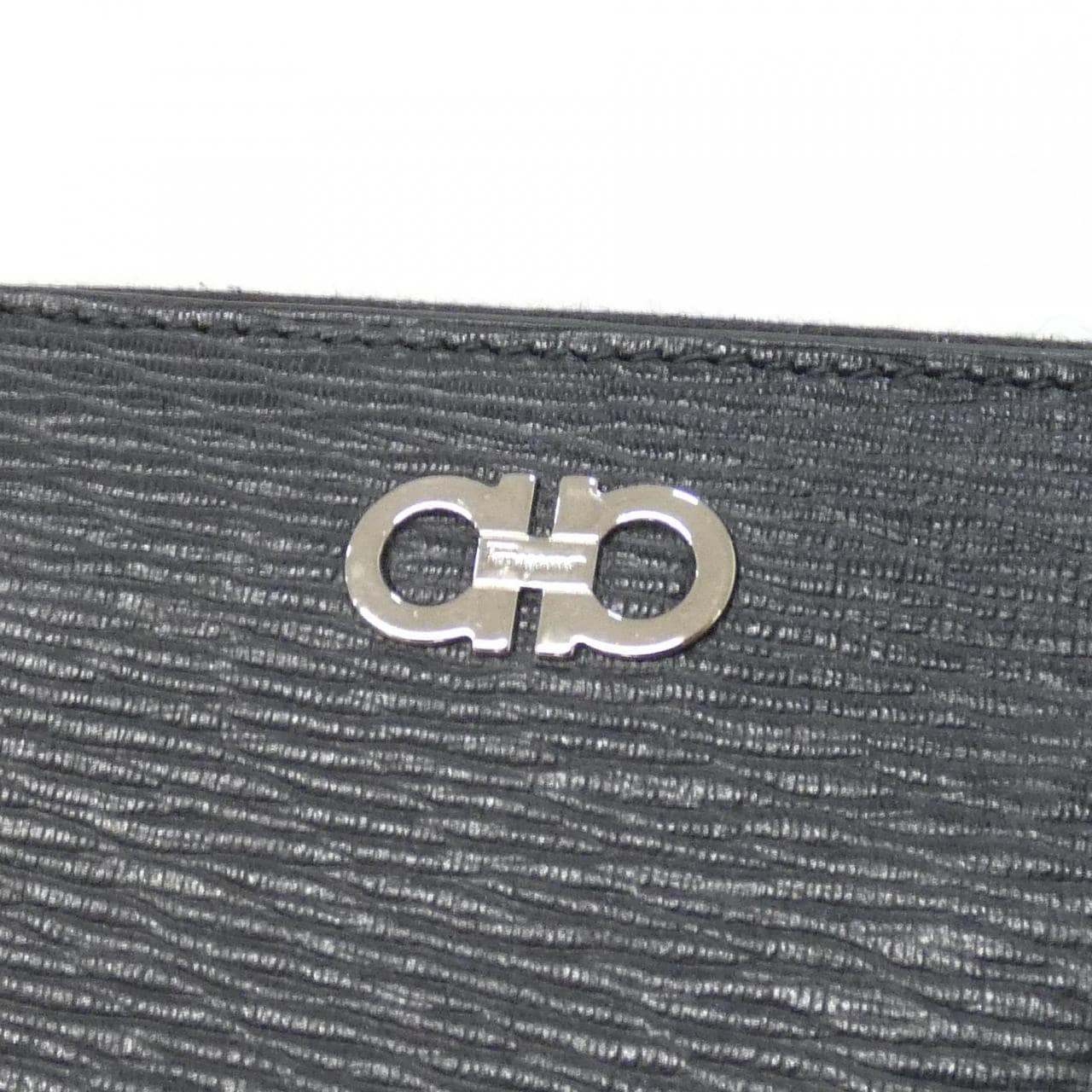 サルヴァトーレフェラガモ 66 0492 コインケース