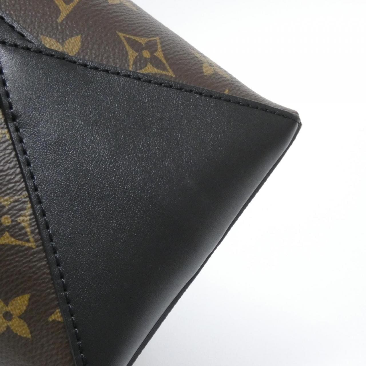 ルイヴィトン モノグラム マカサー ウィークエンドトート PM M45734 バッグ