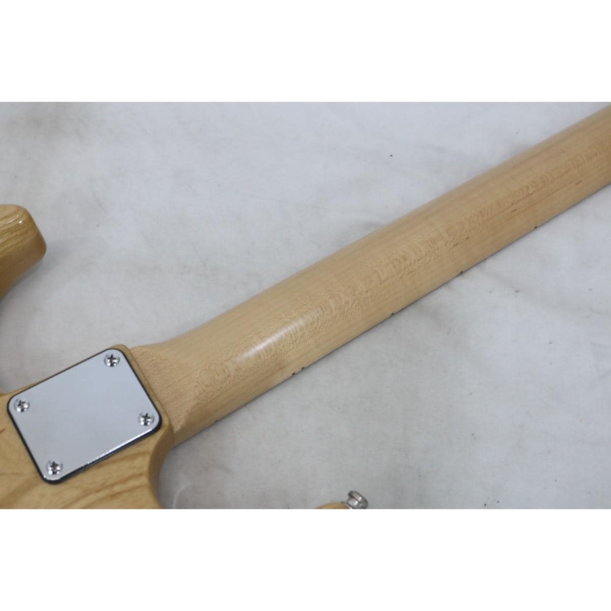 Ｔ’ｓ　ＧＵＩＴＡＲＳ　ＤＳＴ－ＳＰＡＬＴＥＤ　ＭＡＰＬＥ　ＭＯＤ