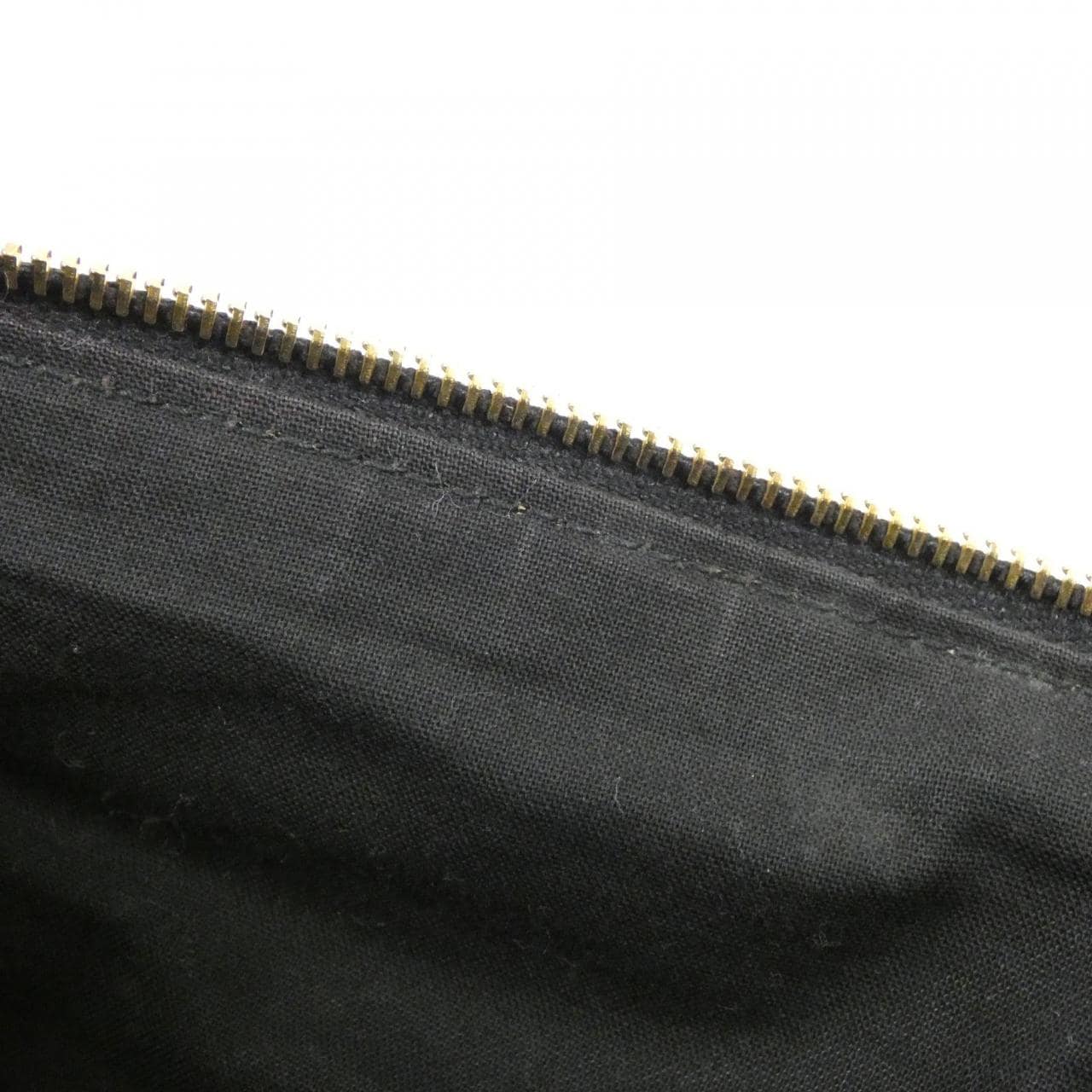 バレンシアガ ジャイアント ポーチ アリーナ 370994 D940G バッグ