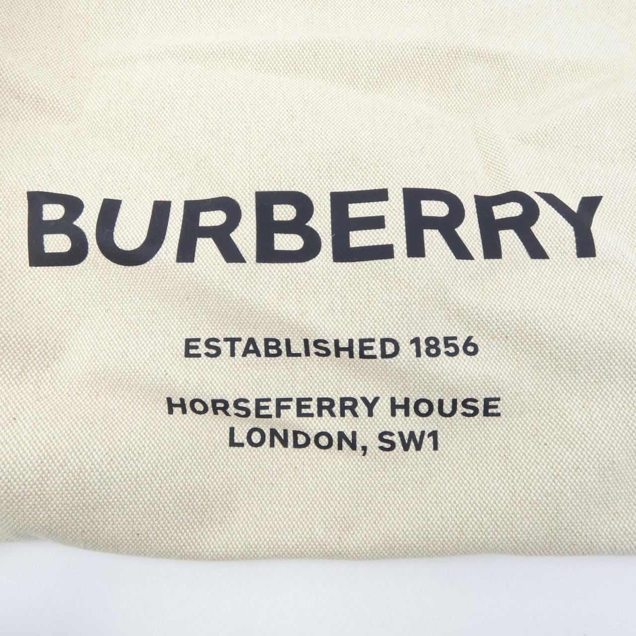 BURBERRY包