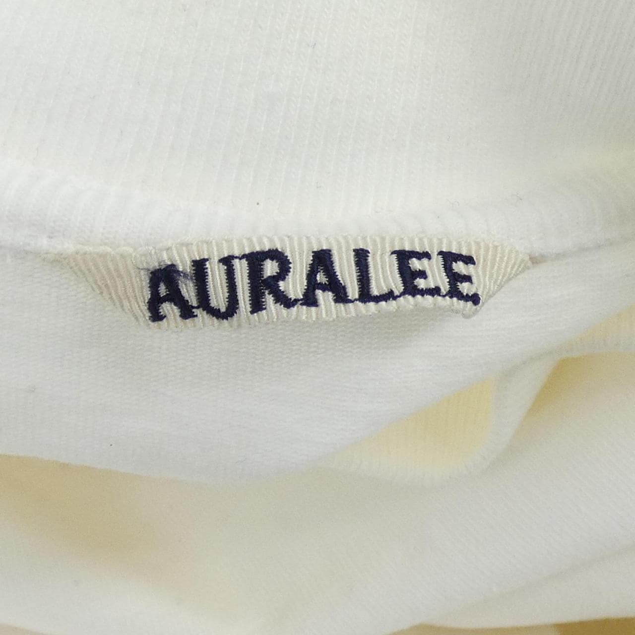 オーラリー AURALEE Tシャツ