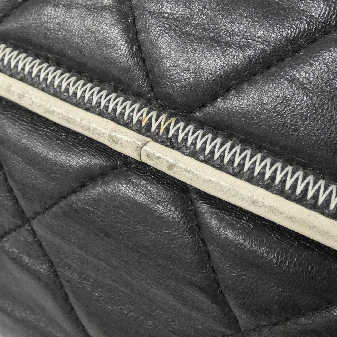 【ヴィンテージ】シャネル 37694 ショルダーバッグ