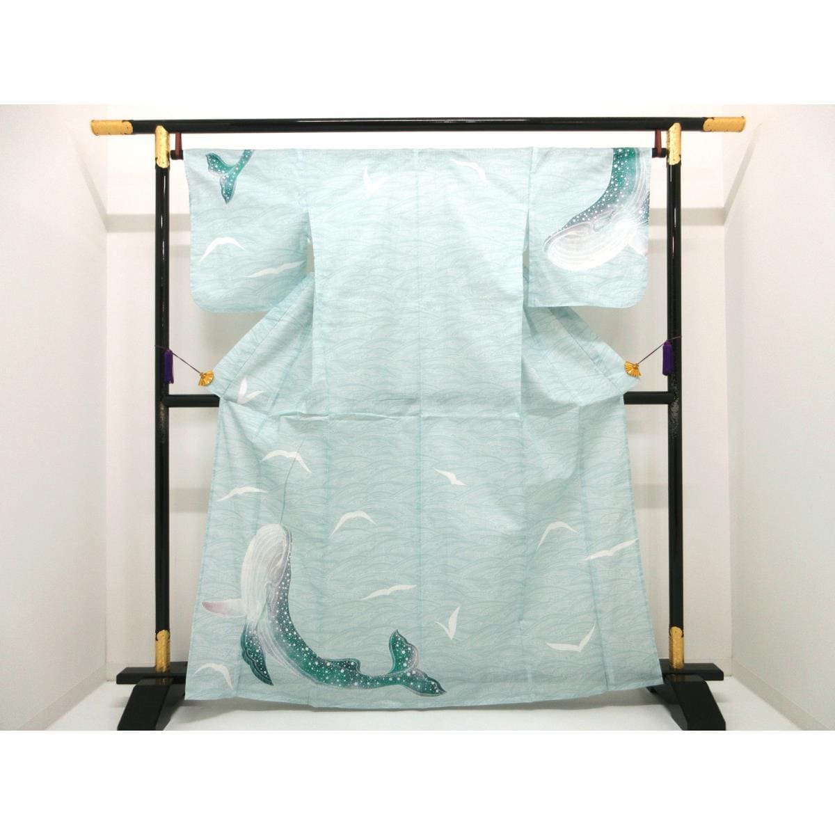 【新品】女ゆかた　くじら　Ｍサイズ