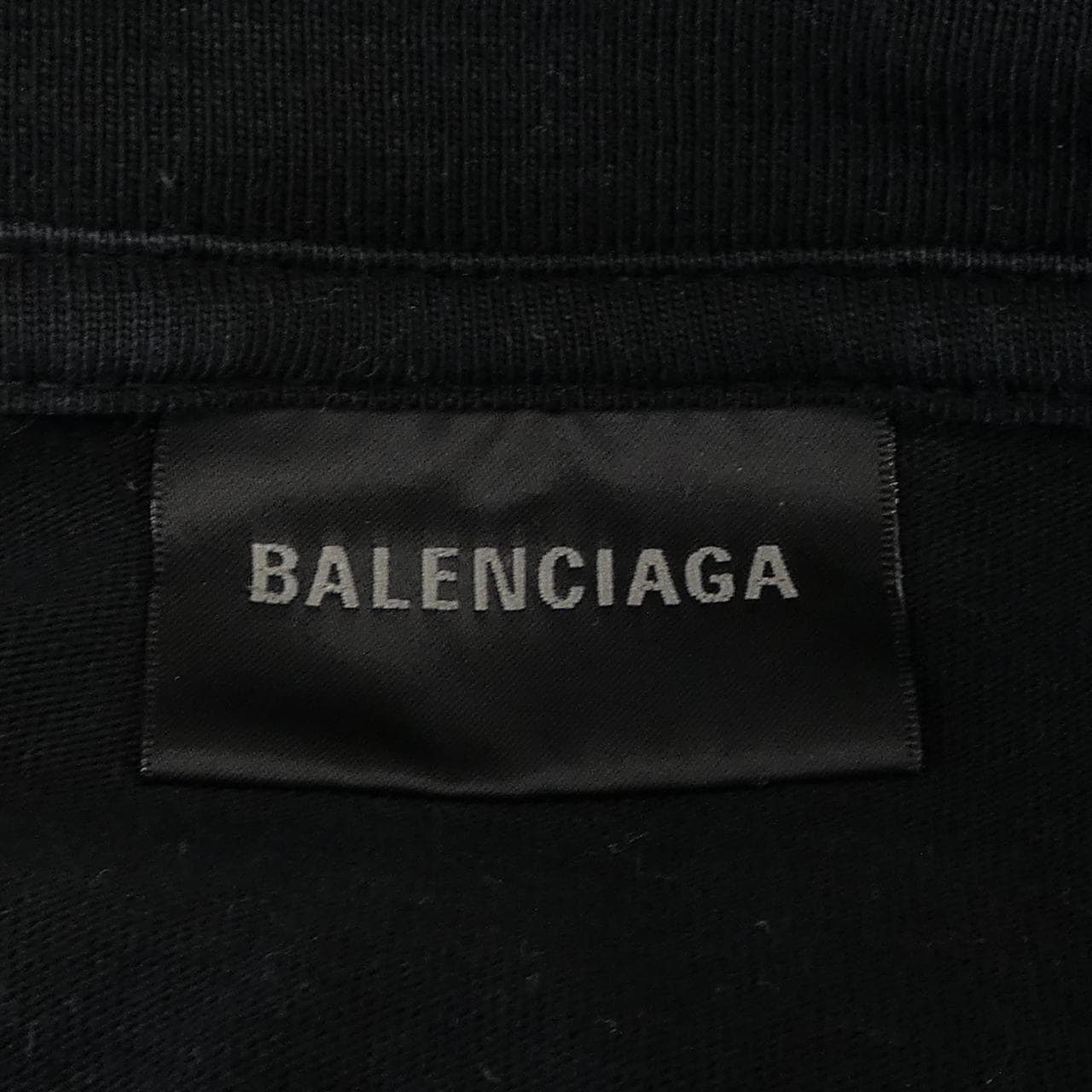 バレンシアガ BALENCIAGA 613968 TYK28 Tシャツ