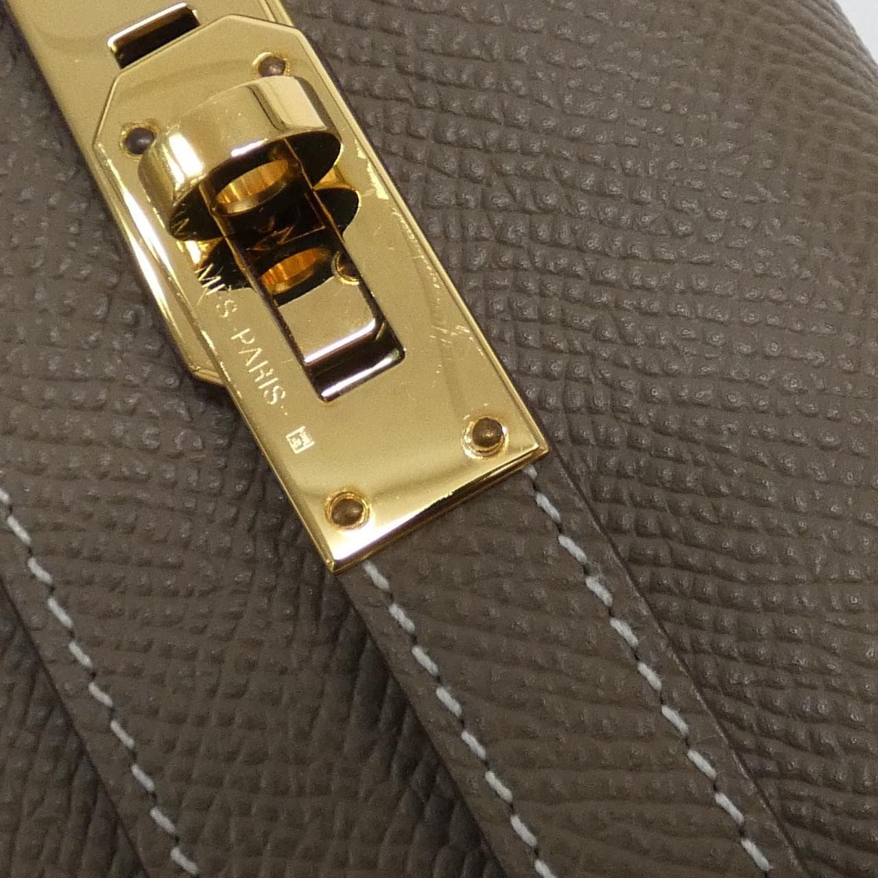 エルメス ケリー クラシック 051300CC 財布