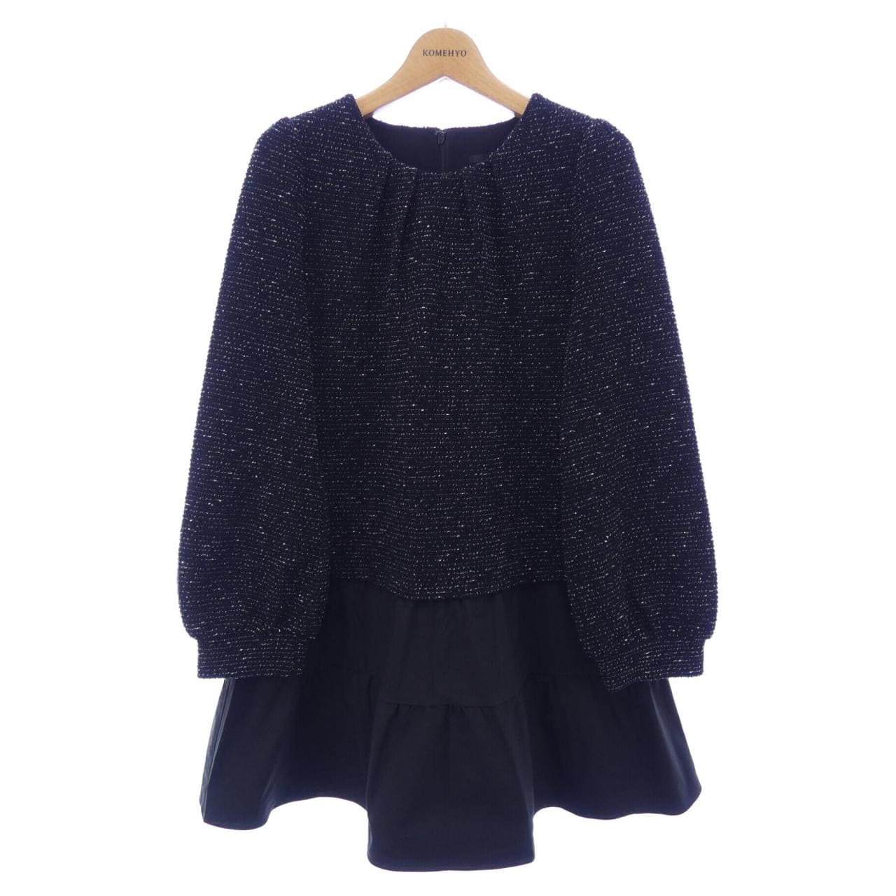 トゥービーシック TO BE CHIC トップス