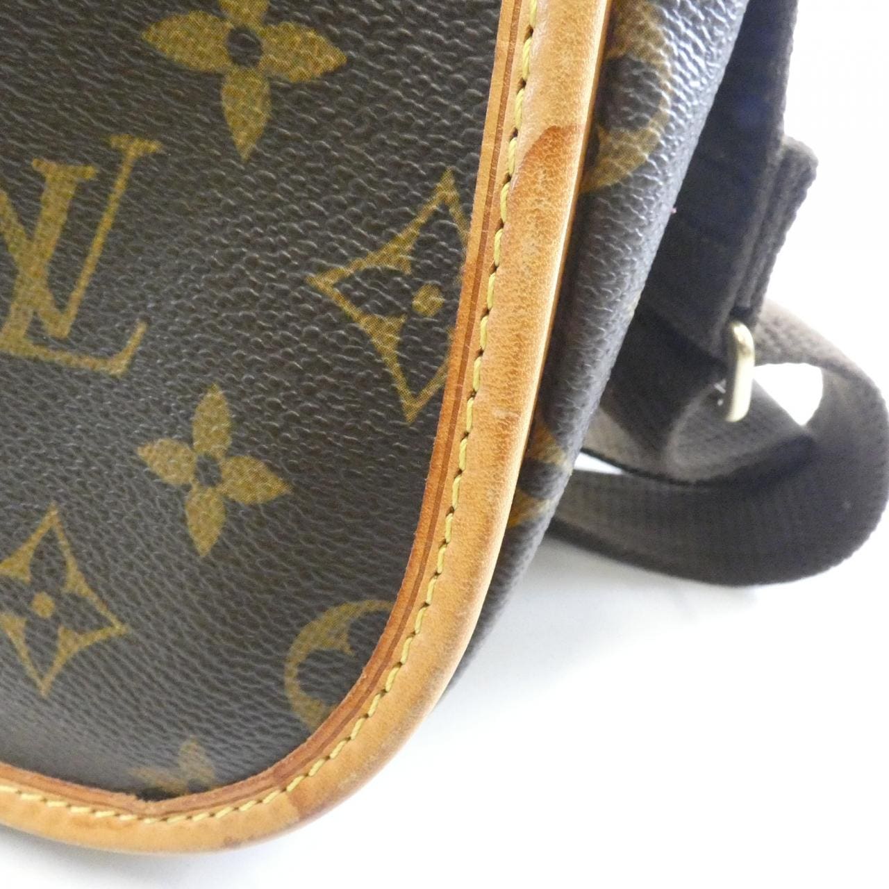 LOUIS VUITTON Monogram邮差 GM M40105 单肩包