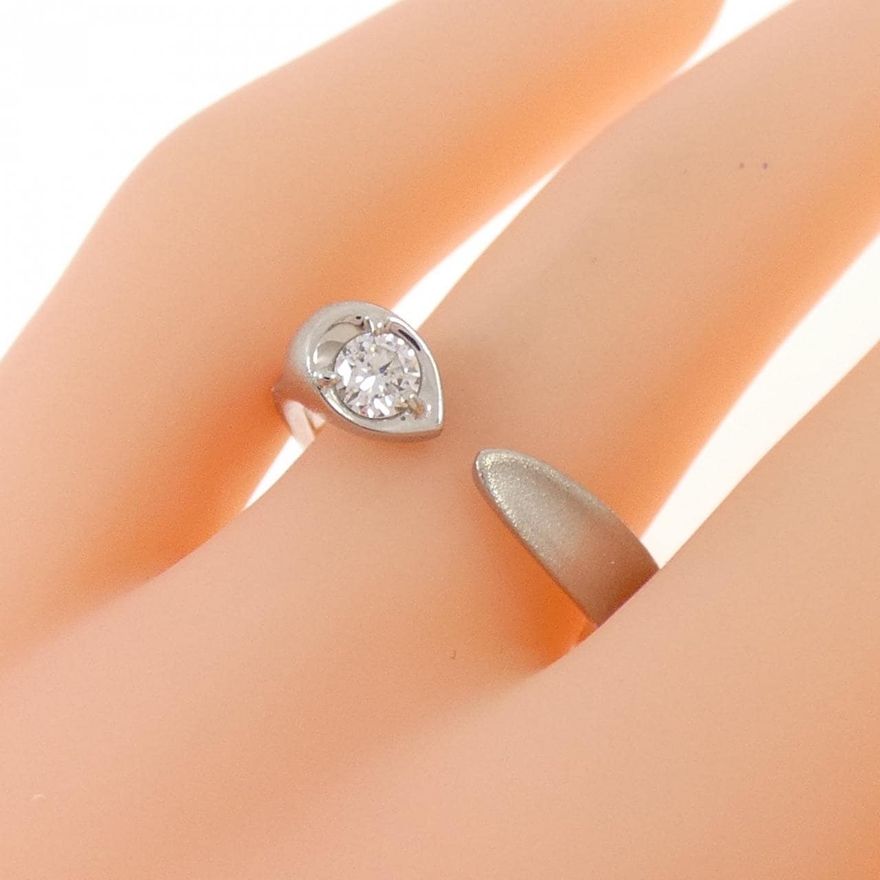 PT950 ダイヤモンド リング 0.18CT