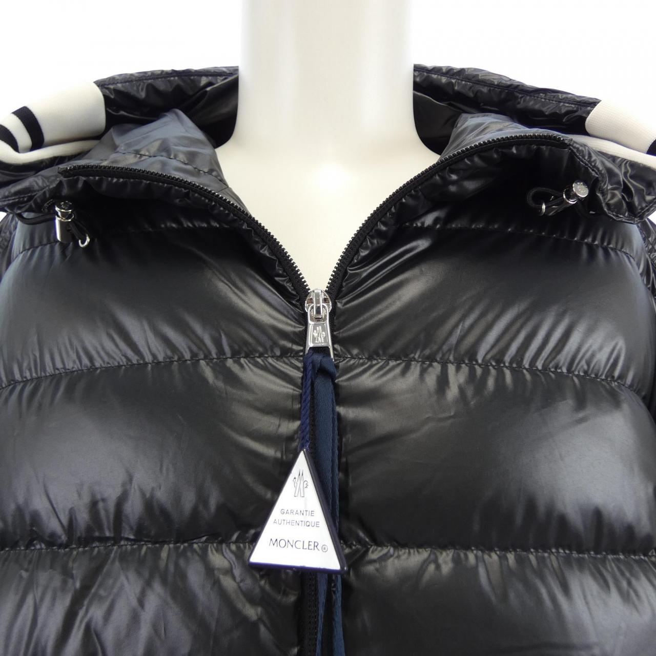 モンクレール MONCLER CORNOUR ダウンジャケット
