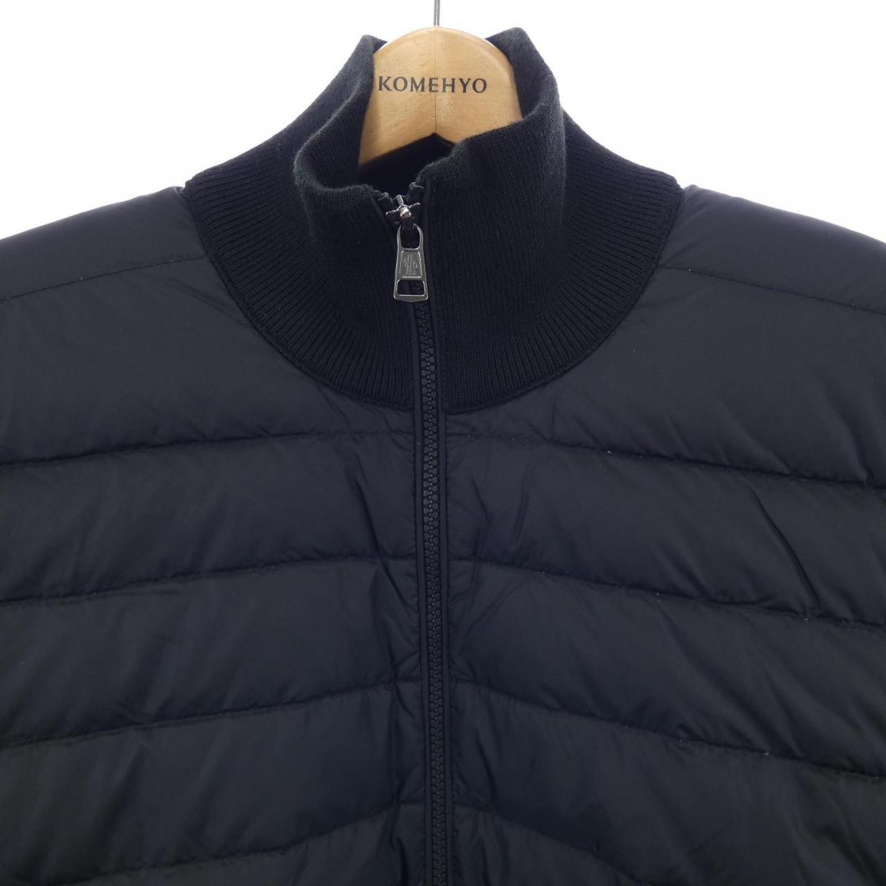 モンクレール MONCLER ダウンジャケット