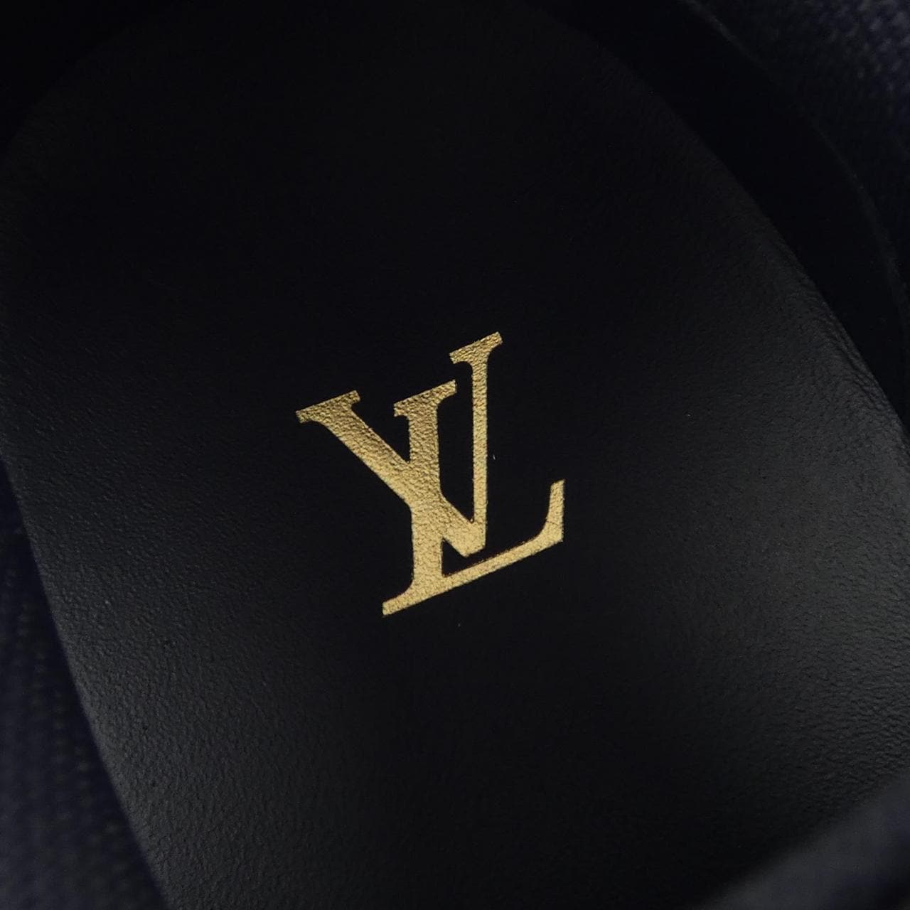 ルイヴィトン LOUIS VUITTON スニーカー
