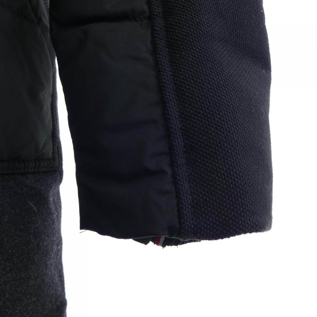 モンクレールガムブルー MONCLER GAMMEBLEU 22391423 ダウンコート