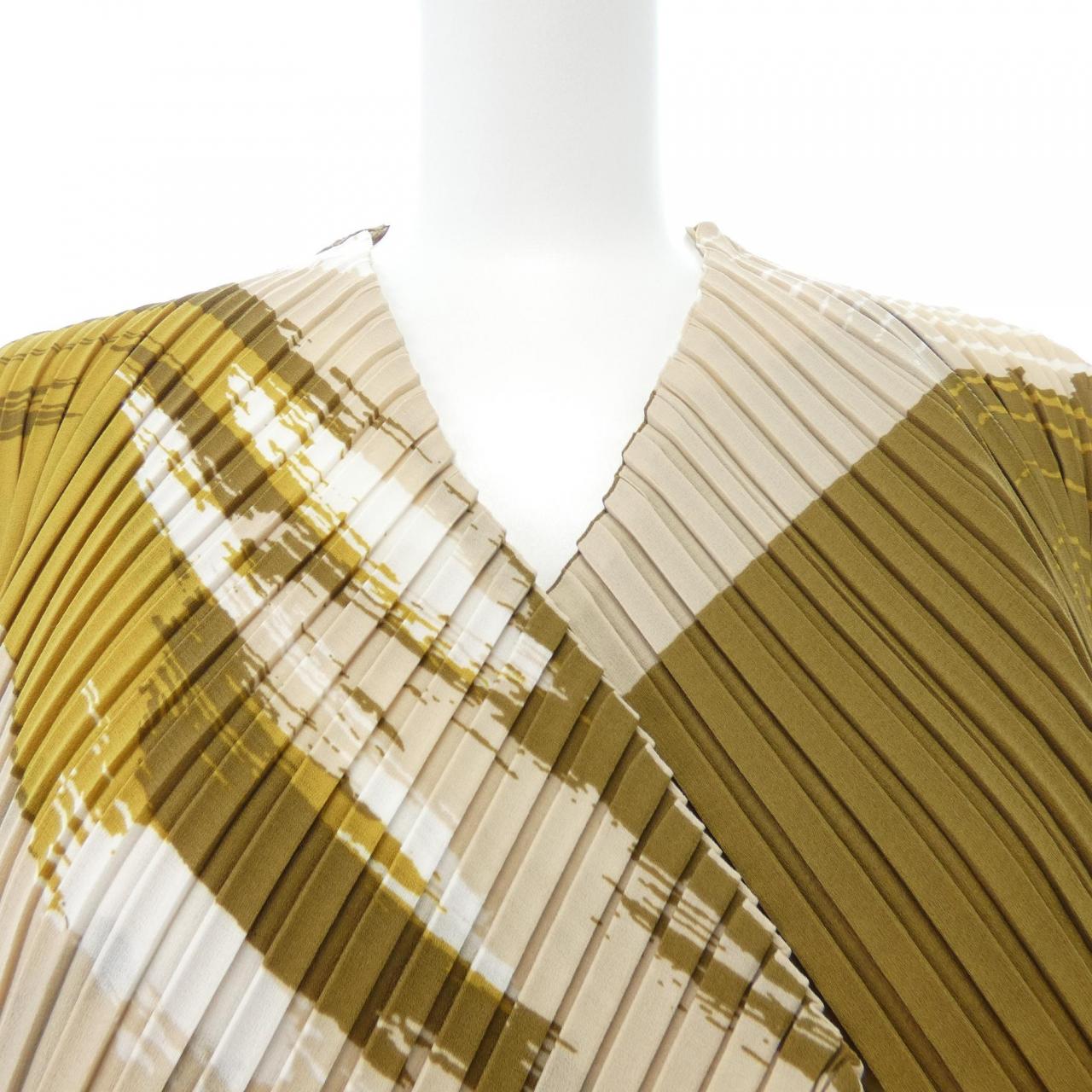 ISSEY MIYAKE cardigan
