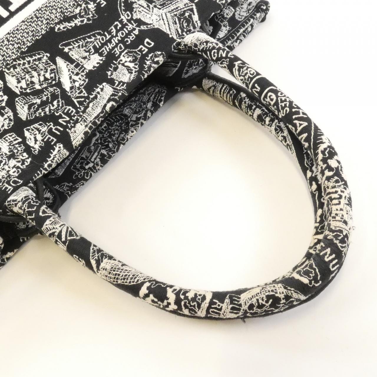 クリスチャンディオール プラン ド パリ ディオール ブック トート ミディアム M1296ZOMP バッグ