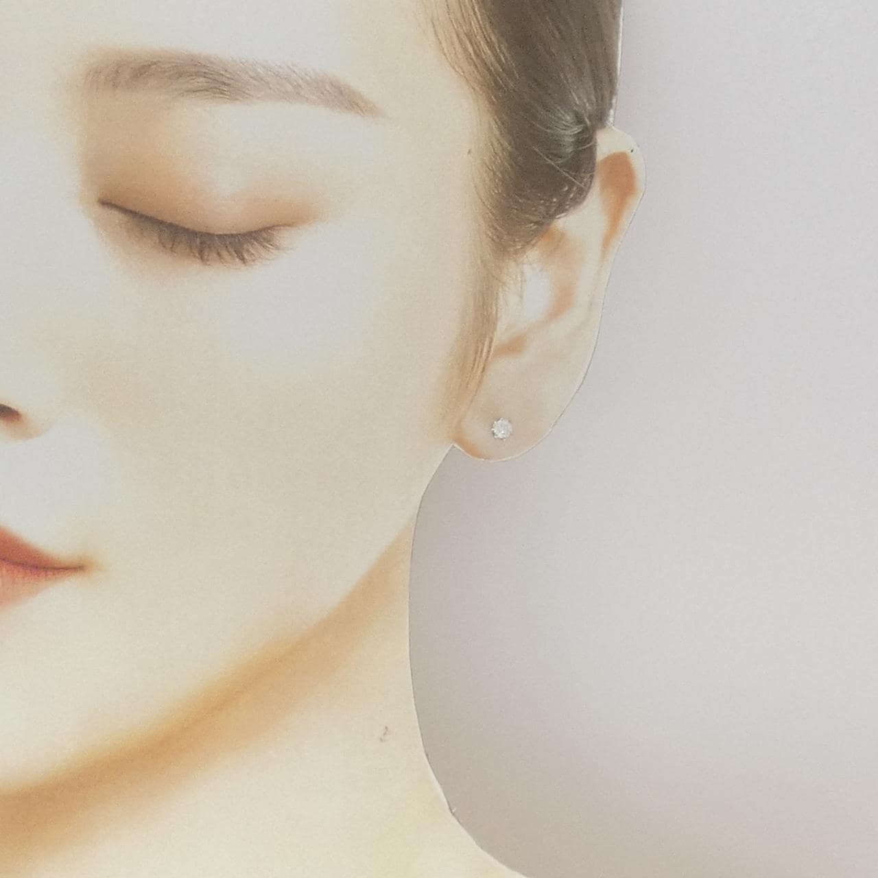 PT900 ソリティア ダイヤモンド ピアス 0.40CT