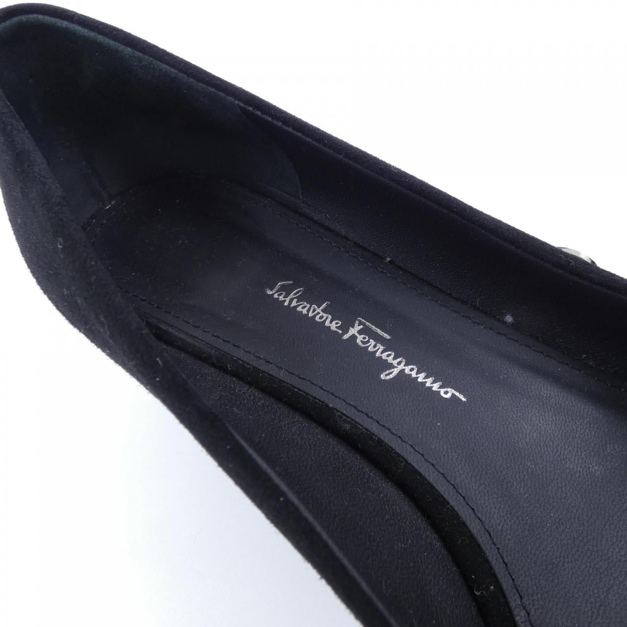 サルヴァトーレフェラガモ SALVATORE FERRAGAMO パンプス