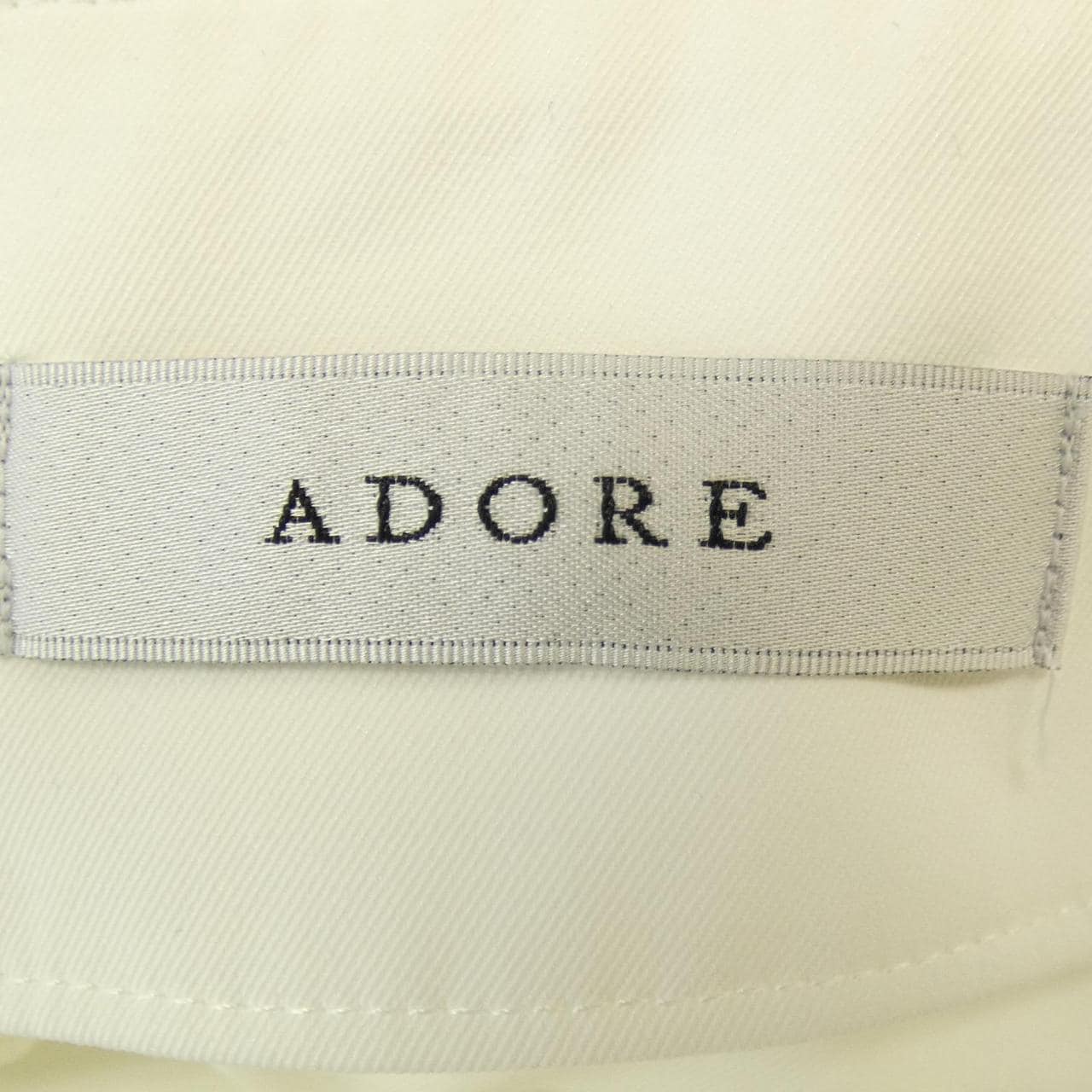 多臂提花ADORE 531-2120305裙