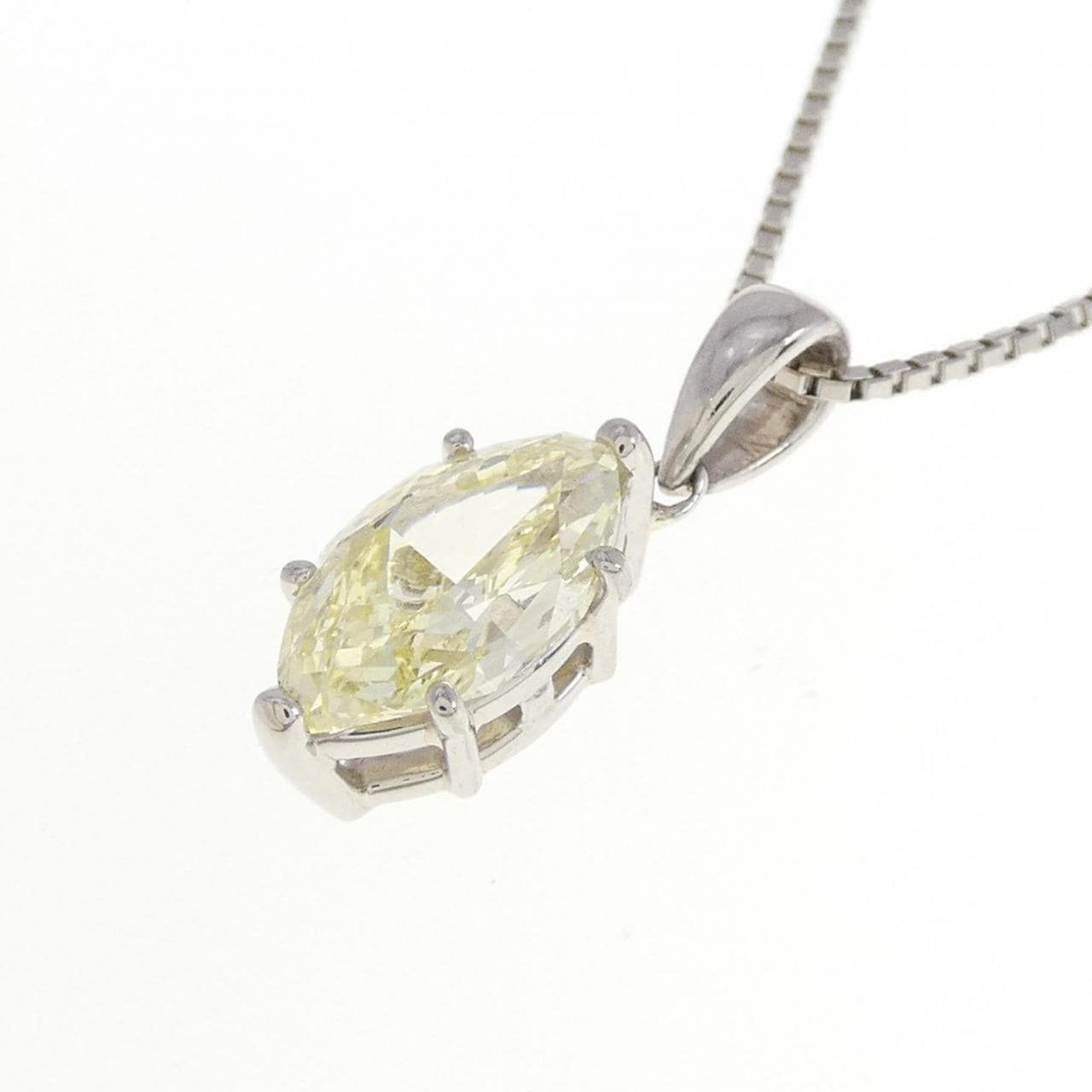 PT Diamond Necklace 2.276CT FLY SI1 Fancy Cut