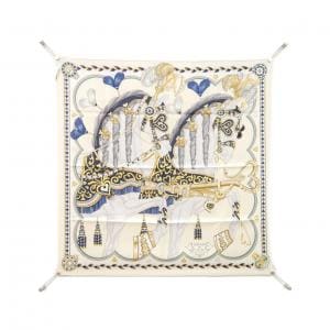 [Unused items] HERMES HARNAIS DE COEUR Carre 004090S Scarf