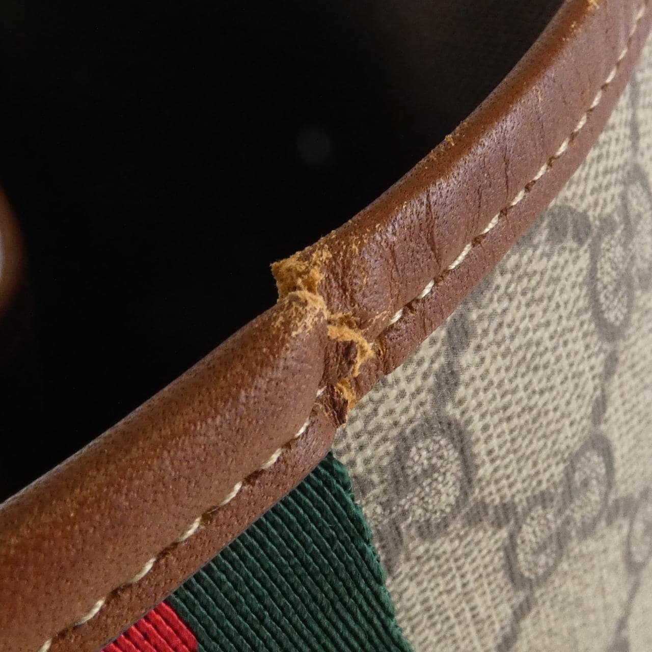 グッチ 211124 バッグ