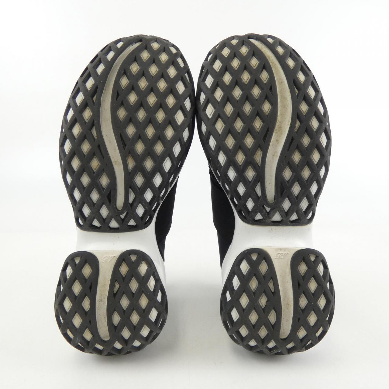 ロジェヴィヴィエ ROGER VIVIER スニーカー