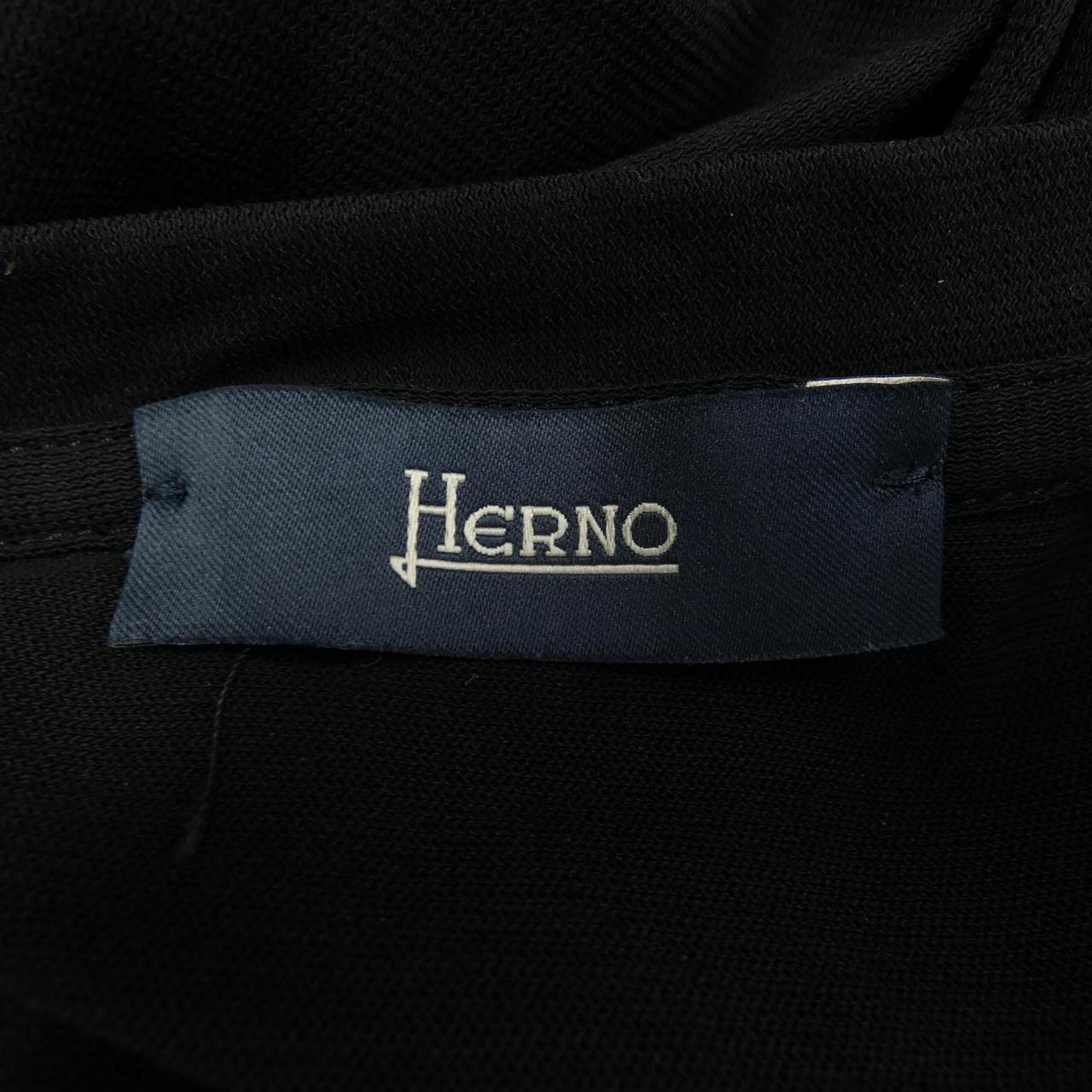 ヘルノ Herno JG000166U Tシャツ