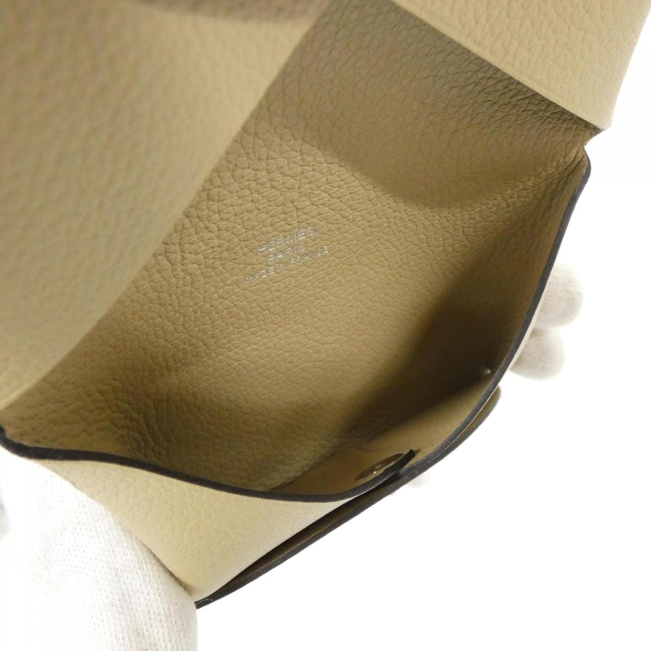 エルメス カルヴィ 064954CK カードケース