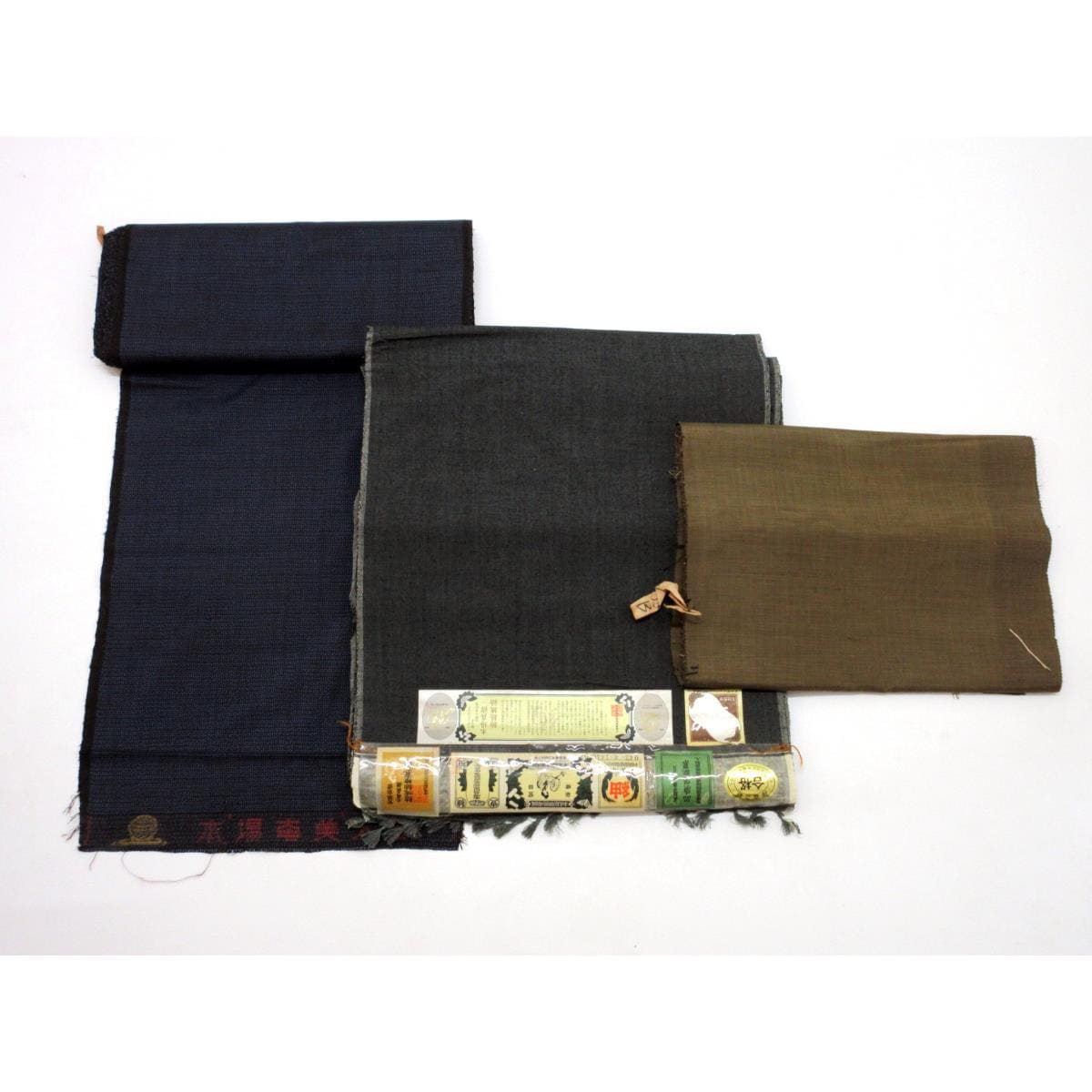 13-piece roll of cloth set