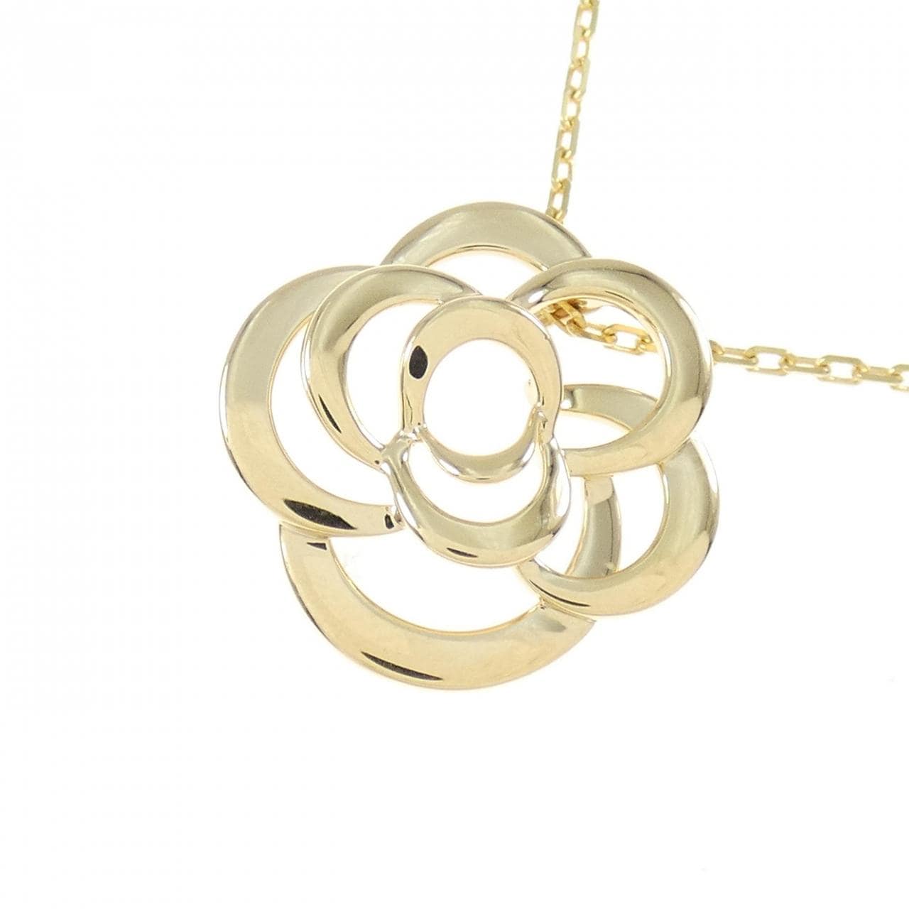 CHANEL camellia necklace
