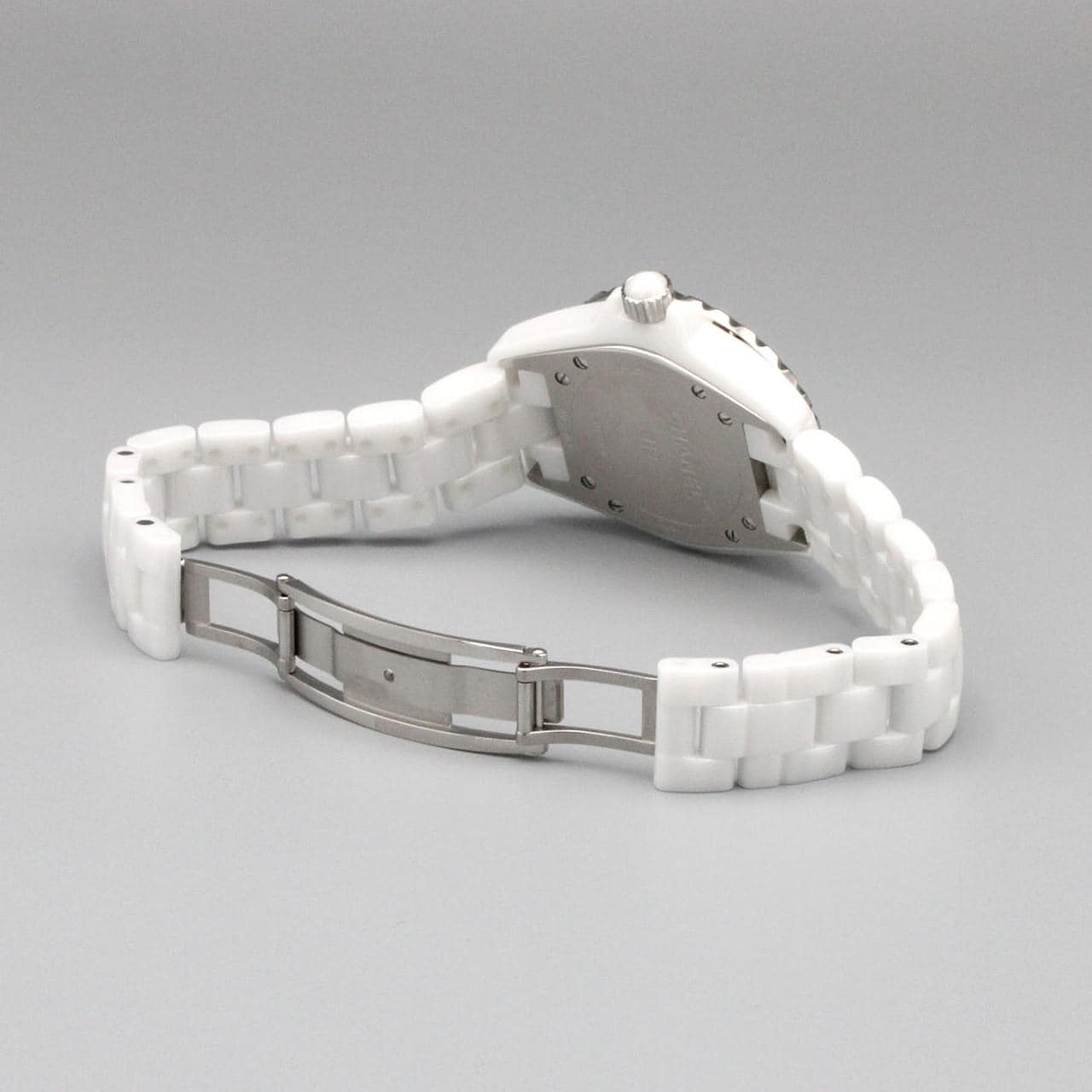 シャネル J12 33mmセラミック H0968 セラミック クォーツ