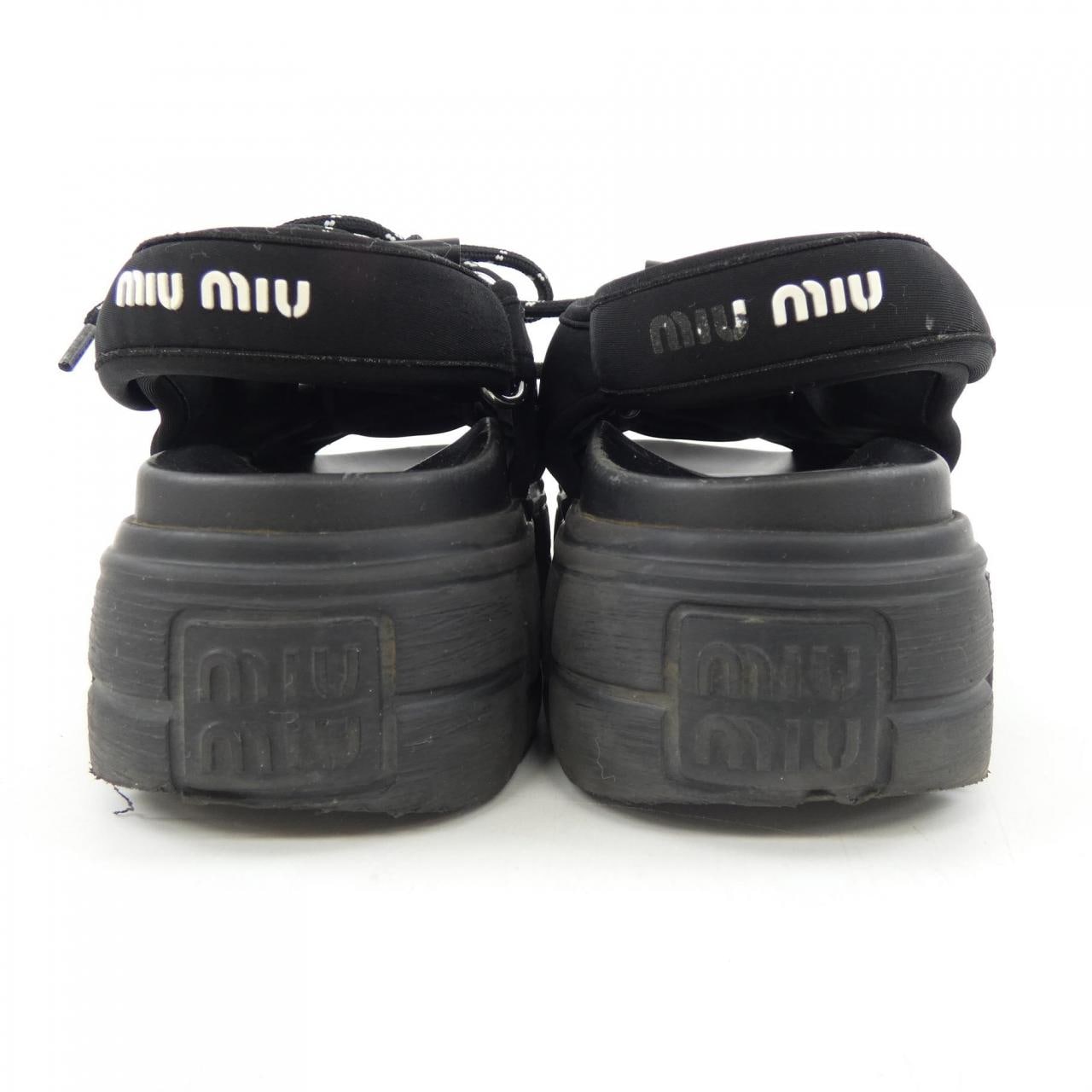 ミュウミュウ MIU MIU チャンキーネオプレン MIU MIU ロゴ 5X418E サンダル