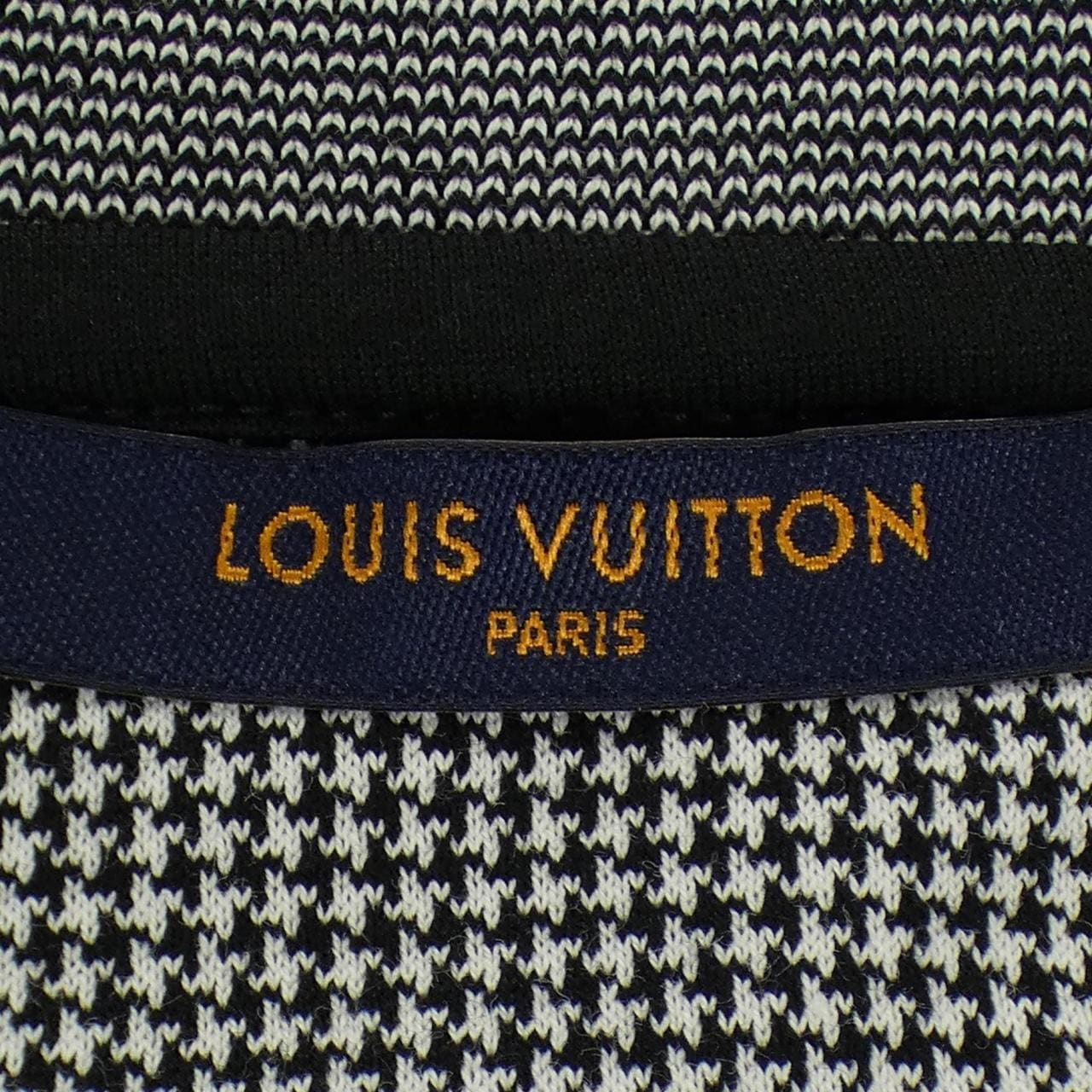 ルイヴィトン LOUIS VUITTON HGY86WJZC Tシャツ
