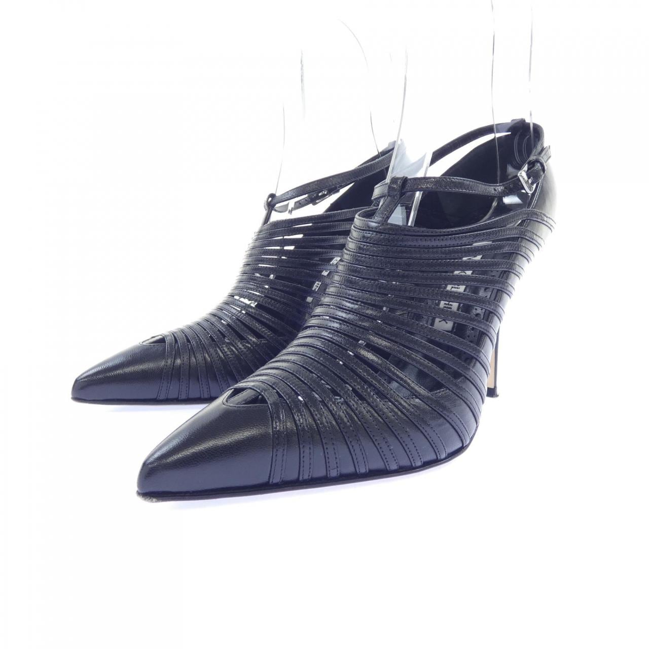 マノロブラニク MANOLO BLAHNIK パンプス