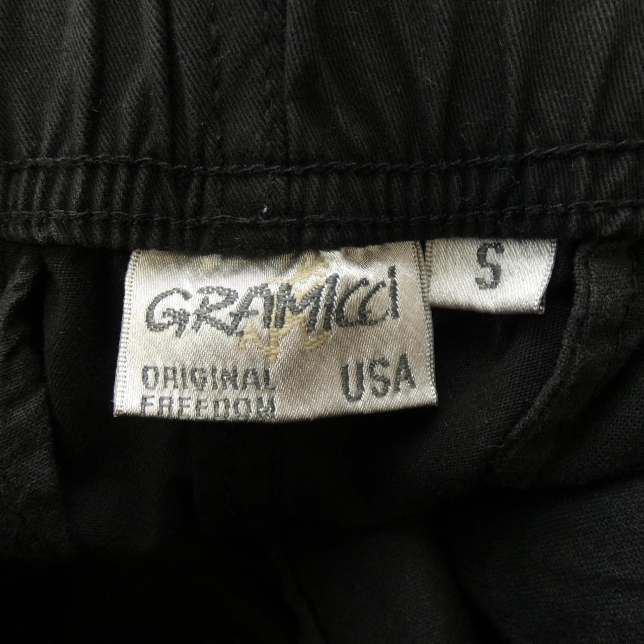 格拉米奇GRAMICCI短裤