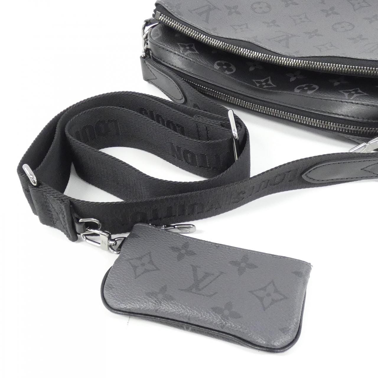 LOUIS VUITTON Monogram Eclipse Reverse Trio Messenger M69443 Shoulder Bag