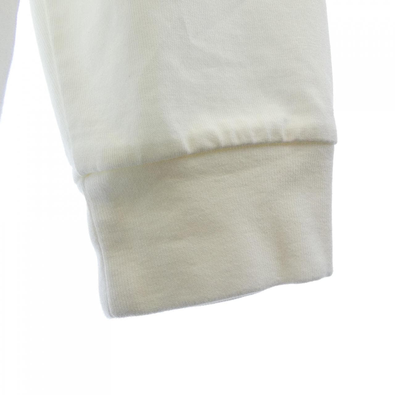 ルイヴィトン LOUIS VUITTON エンボスLVロングスリーブ HLY23WDT3 Tシャツ