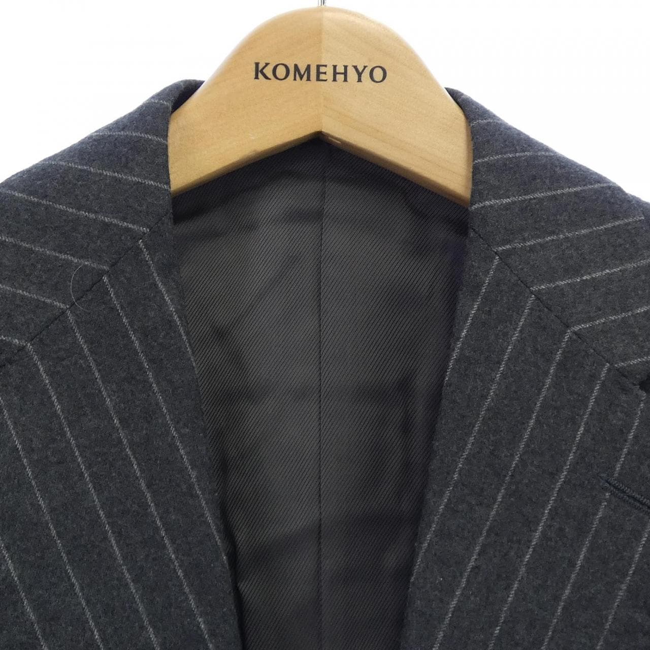 ブリッラ Brilla スーツ