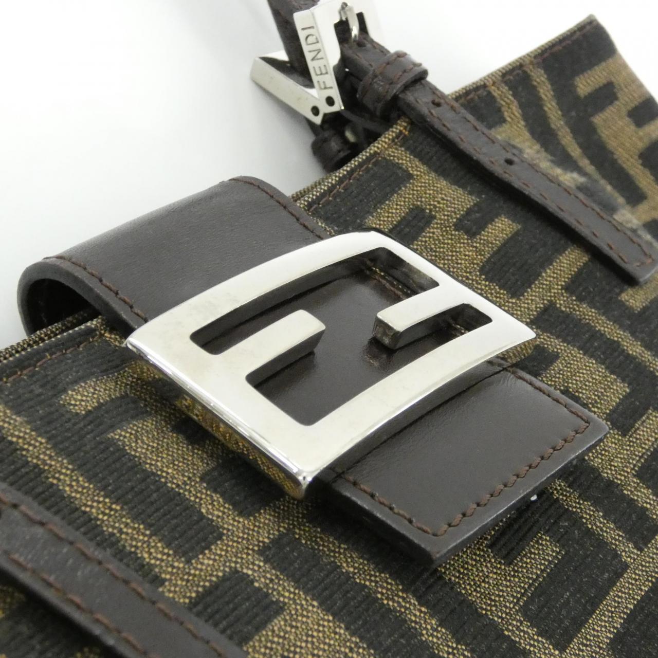 【ヴィンテージ】フェンディ 26726 ショルダーバッグ