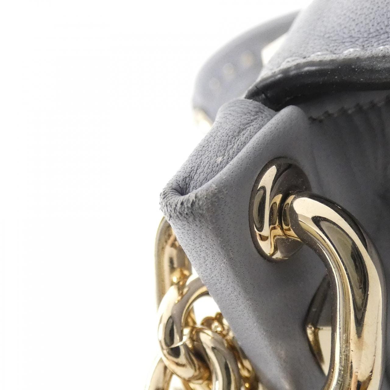 ヴァレンティノガラヴァーニ QW0B0C73NAP ショルダーバッグ