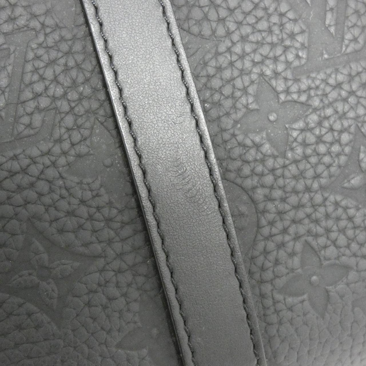 LOUIS VUITTON Taurillon Monogram Sac Pla Cross M59960 Bag