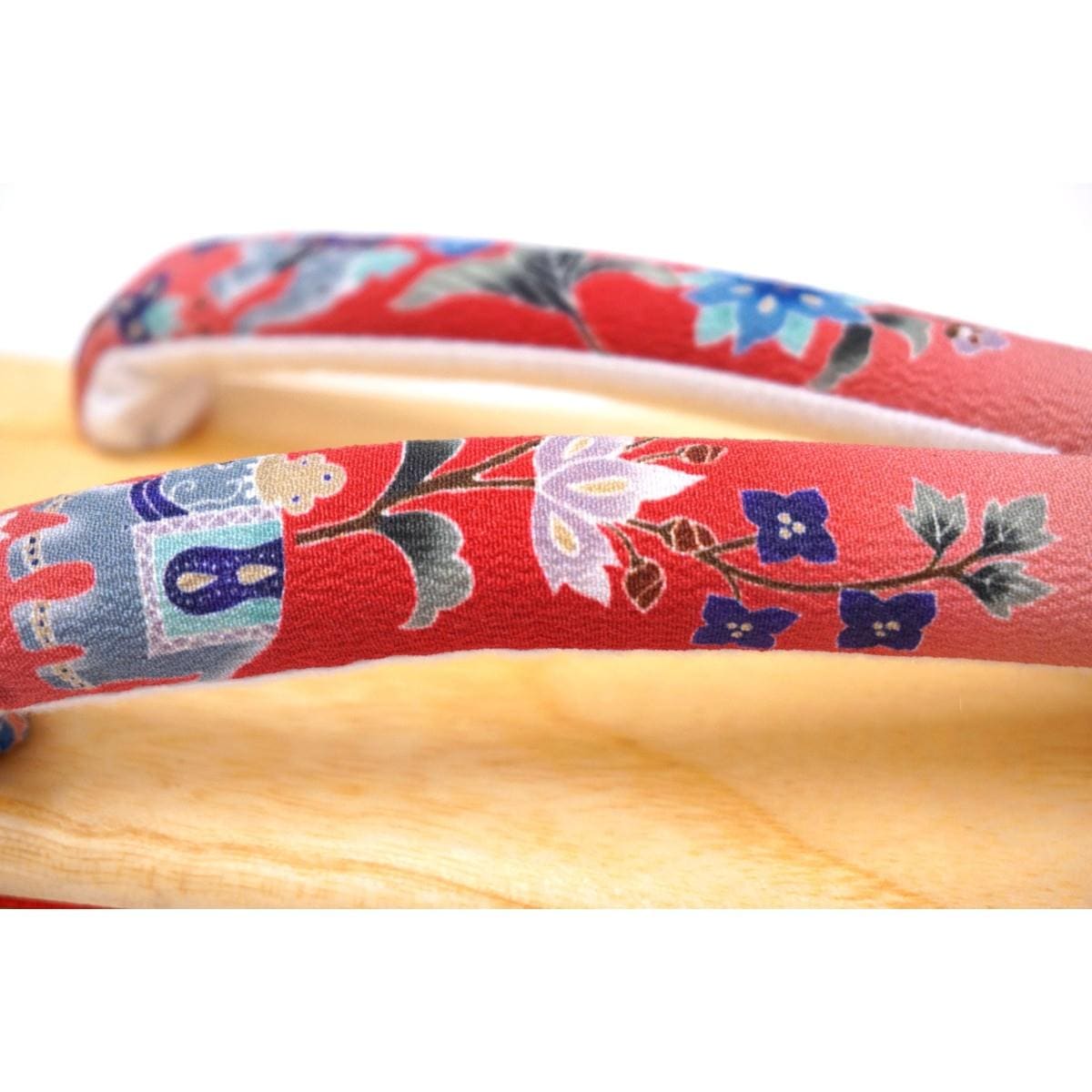 【新品】女草履【岡重】