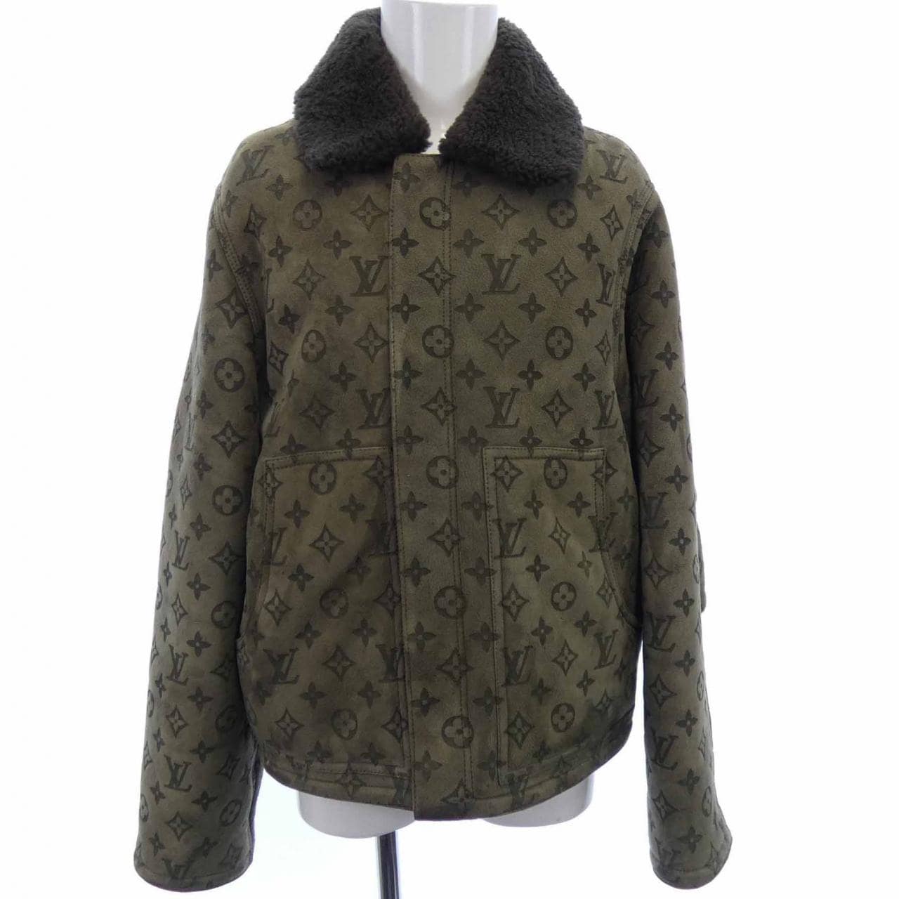 ルイヴィトン LOUIS VUITTON LVSEモノグラムシアリング HML42EYGL ムートンジャケット