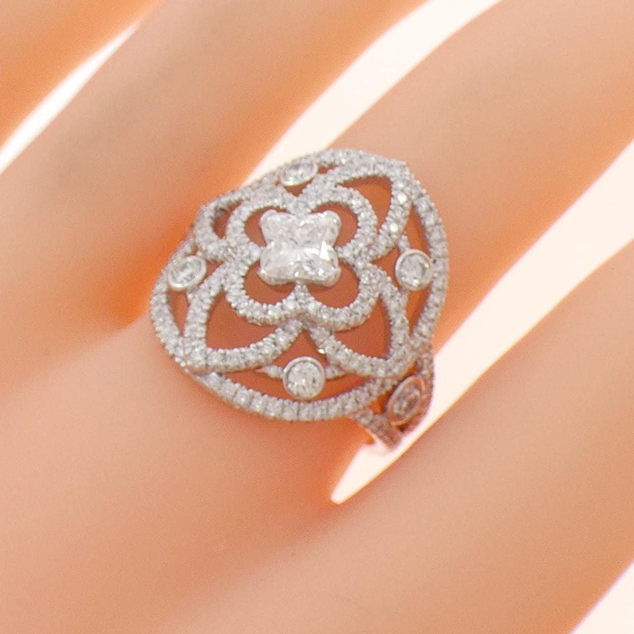 ルイヴィトン ダイヤモンド リング